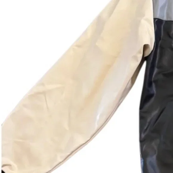 Men's Black and Cream Bomber Jacket - Picture 4 of 6